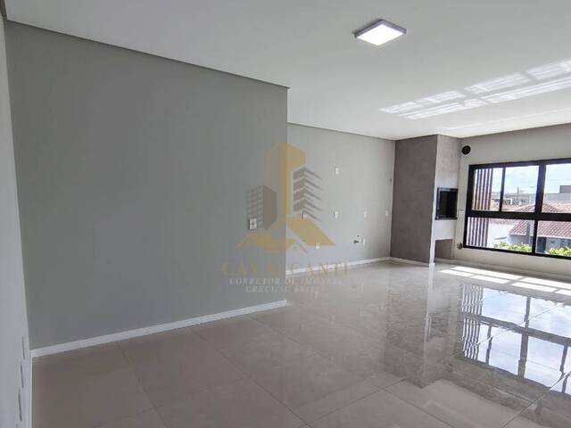 Casa para Venda em Balneário Piçarras - 2