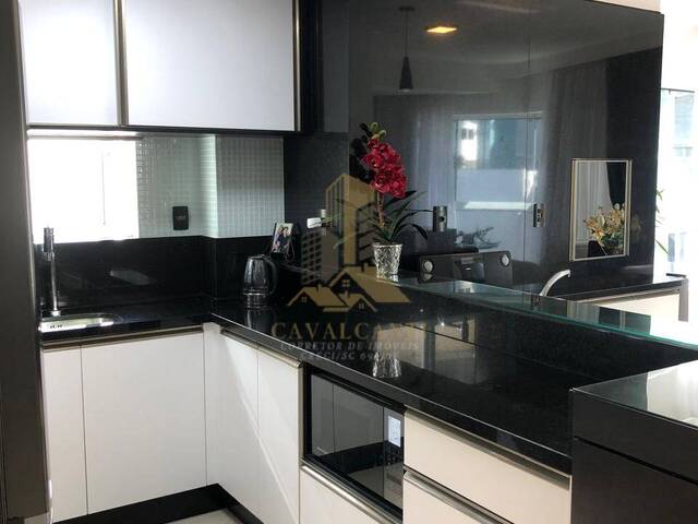 #10 - Apartamento para Venda em Balneário Camboriú - SC - 2