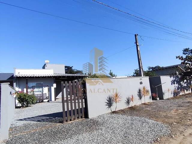 Casa para Venda em Barra Velha - 2